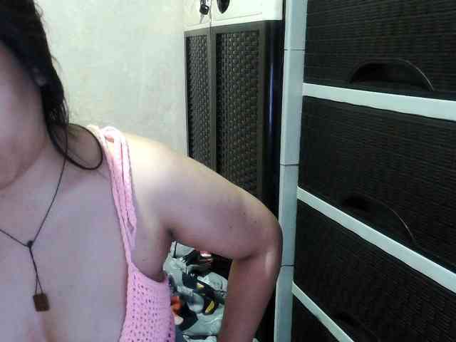 Cassiee webcam