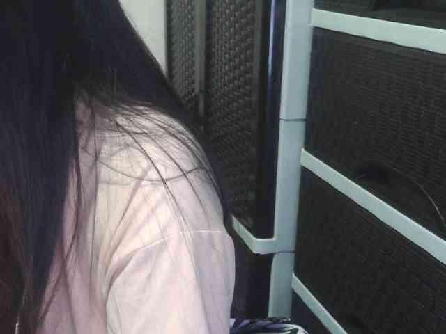 Cassiee webcam