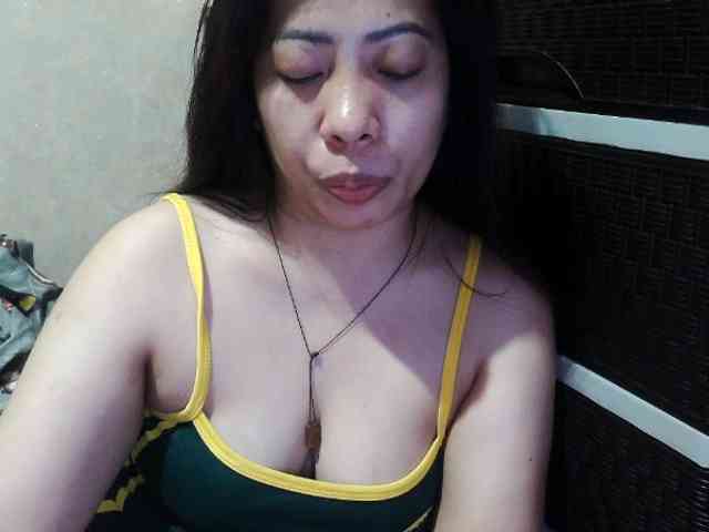 Cassiee webcam