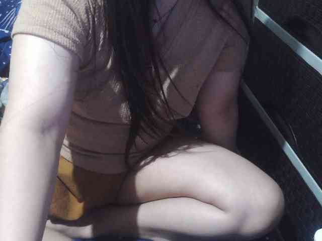 Cassiee webcam