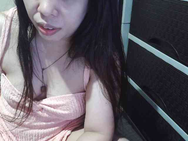 Cassiee webcam
