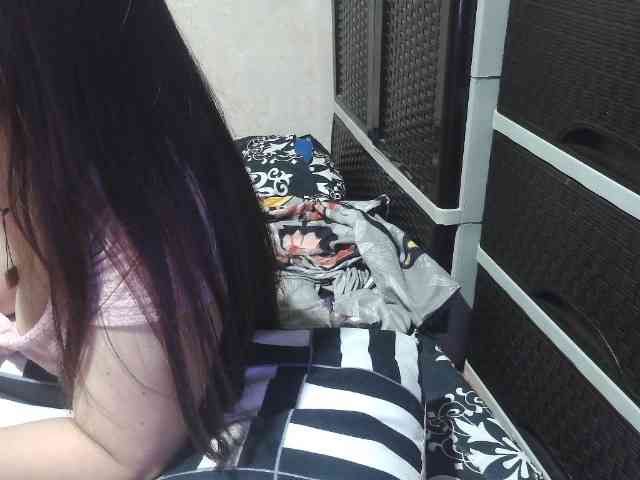 Cassiee webcam