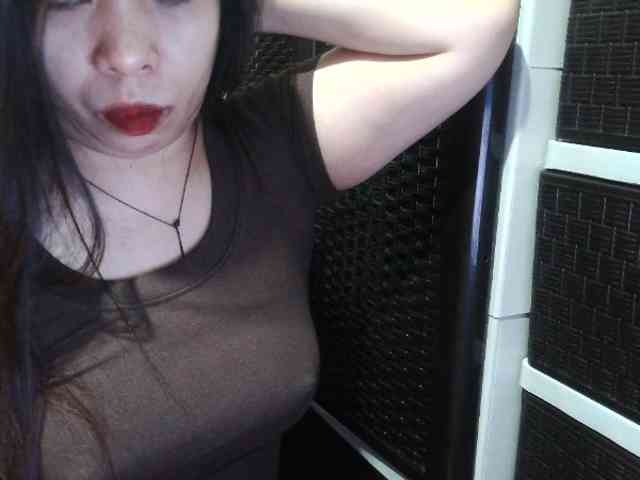 Cassiee webcam