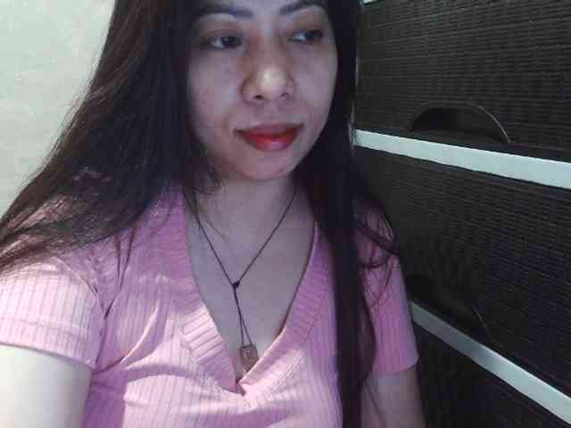 Cassiee webcam