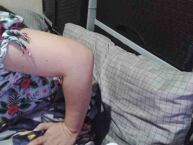 Cassiee webcam
