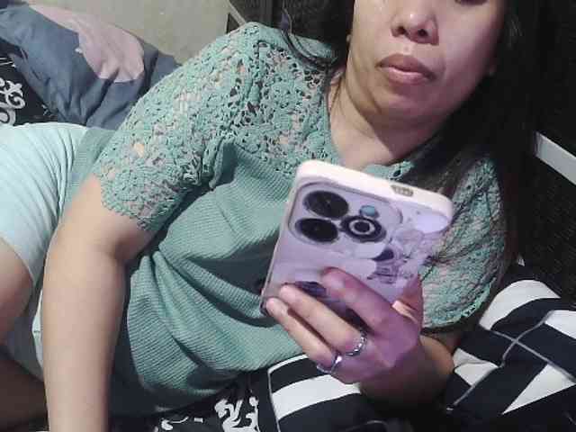 Cassiee webcam