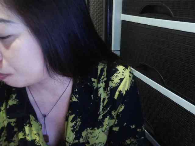 Cassiee webcam