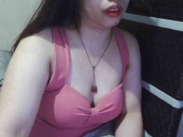 Cassiee webcam