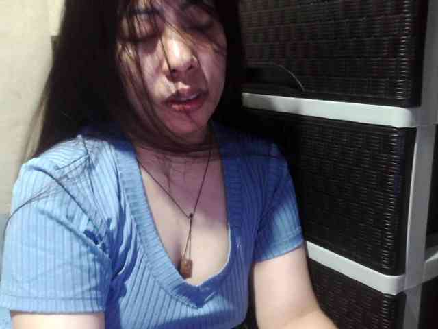 Kazzandra webcam