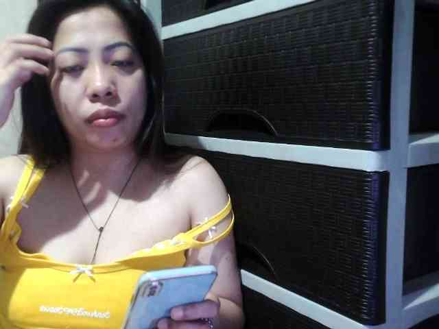 Cassiee webcam
