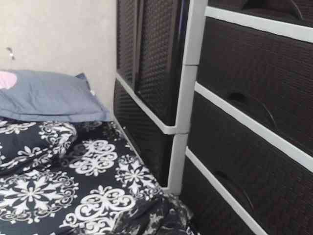 Kazzandra webcam