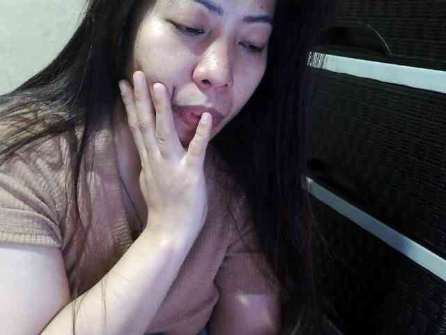 Cassiee webcam