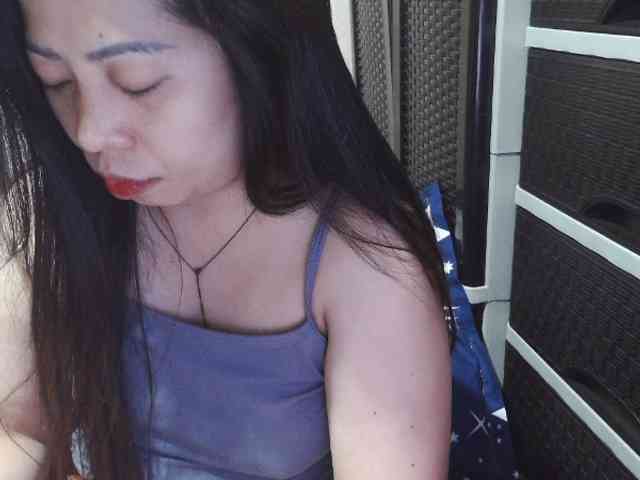 Cassiee webcam
