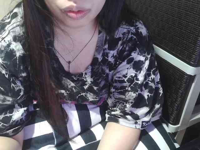 Kazzandra webcam