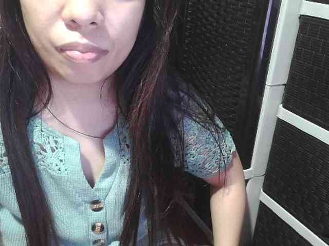 Cassiee webcam