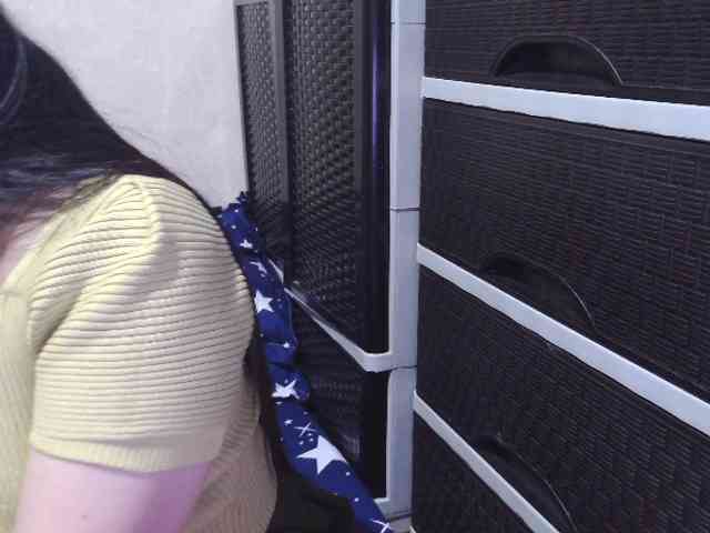 Cassiee webcam