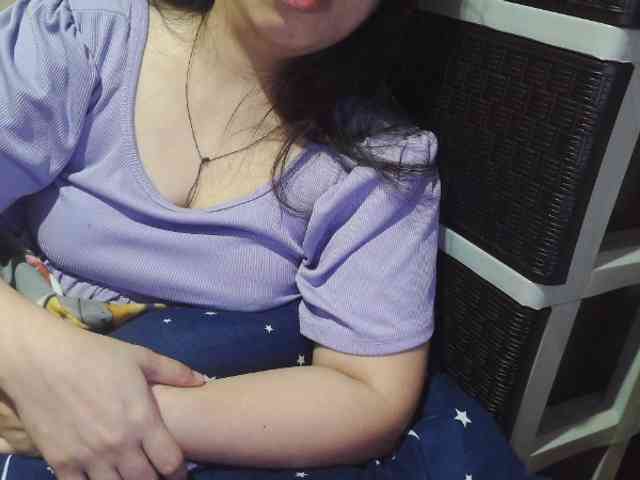 Cassiee webcam