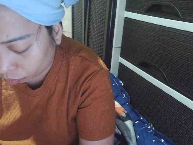 Cassiee webcam