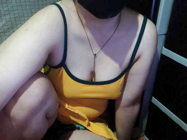 Cassiee webcam