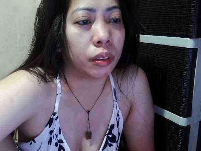 Cassiee webcam