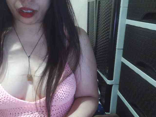 Cassiee webcam