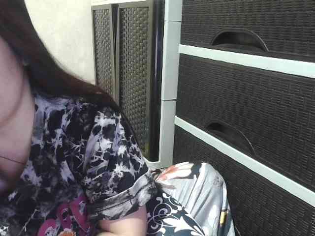 Kazzandra webcam