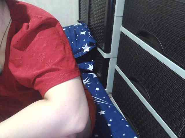 Cassiee webcam