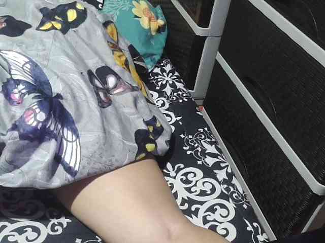 Kazzandra webcam