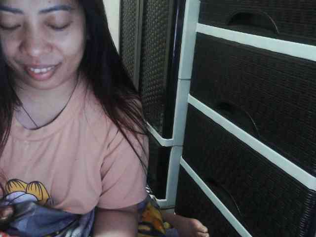 Cassiee webcam