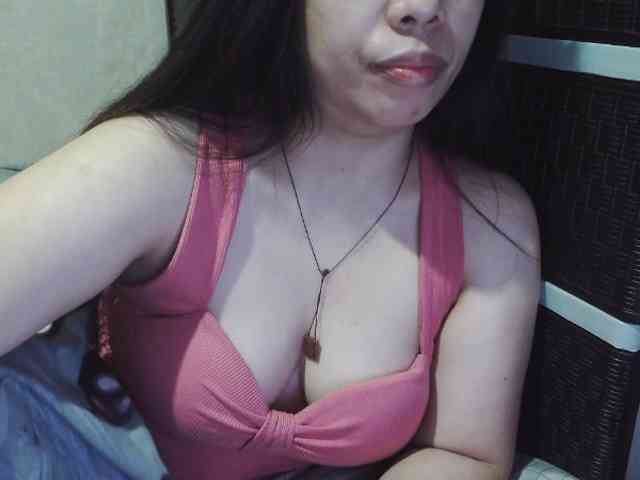 Cassiee webcam