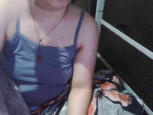 Cassiee webcam
