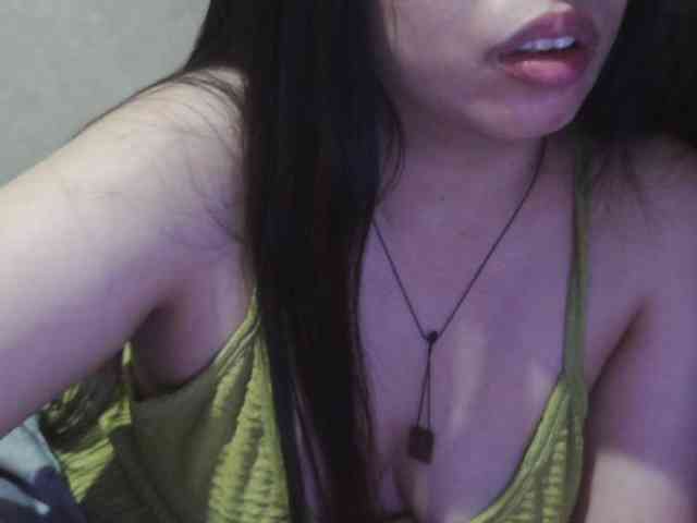Cassiee webcam