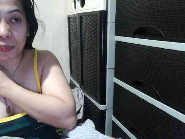 Cassiee webcam