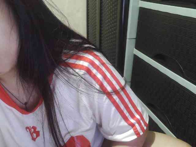 Cassiee webcam