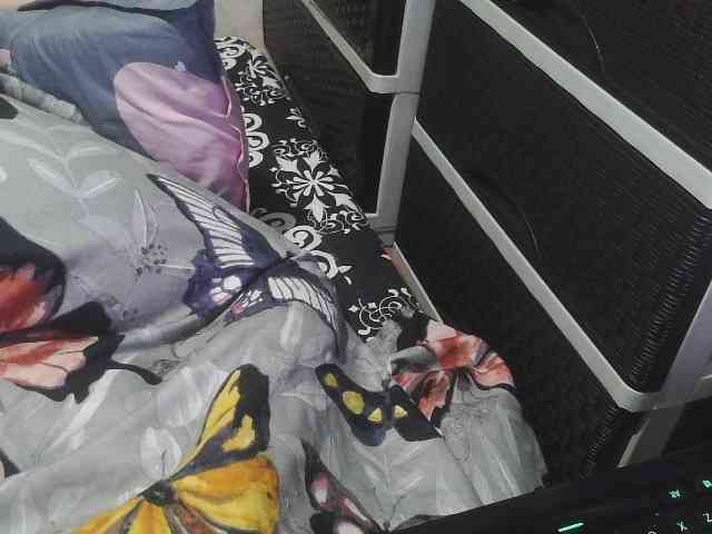 Cassiee webcam