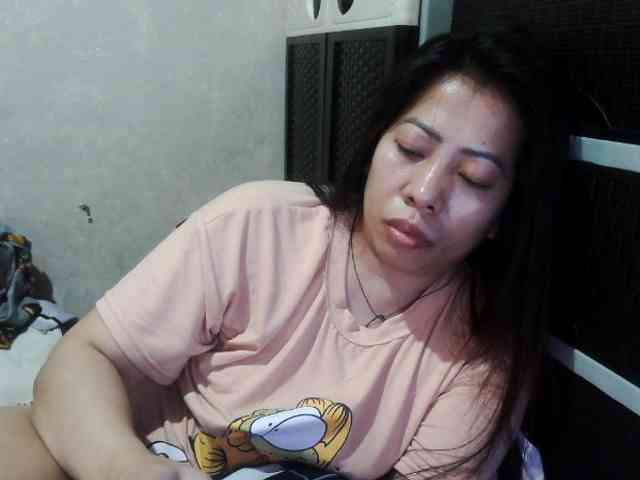 Cassiee webcam