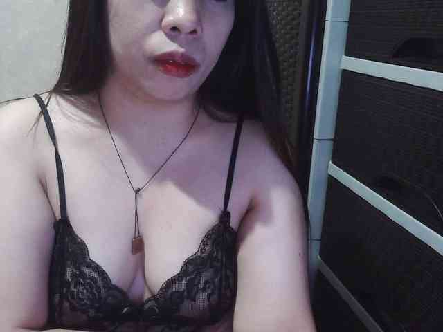 Cassiee webcam