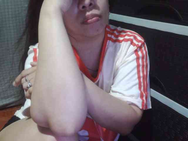 Cassiee webcam