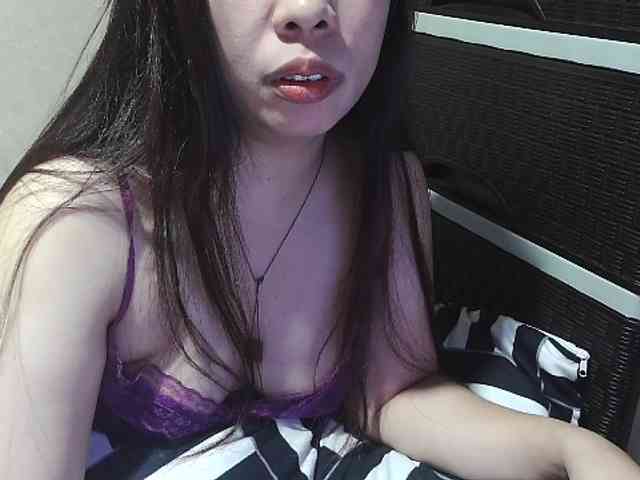 Kazzandra webcam