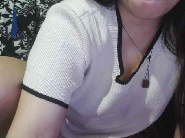 Cassiee webcam