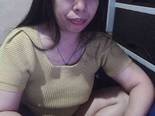 Cassiee webcam