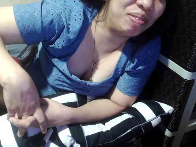 Cassiee webcam