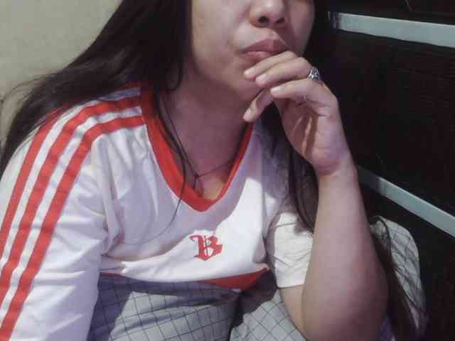 Cassiee webcam