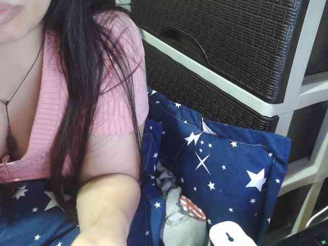 Cassiee webcam