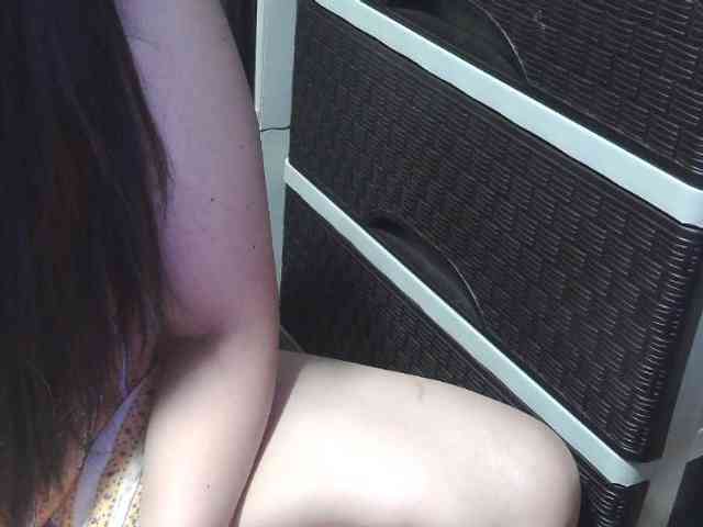 Cassiee webcam