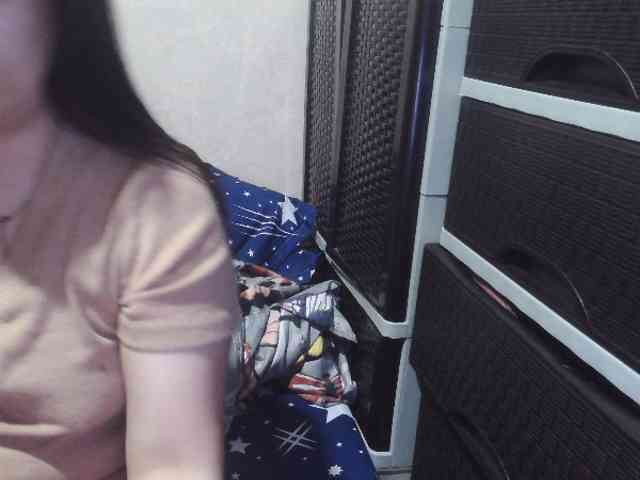 Cassiee webcam