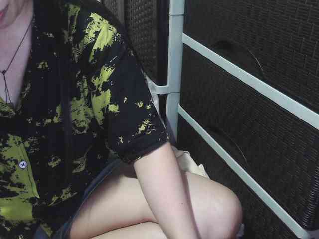 Cassiee webcam