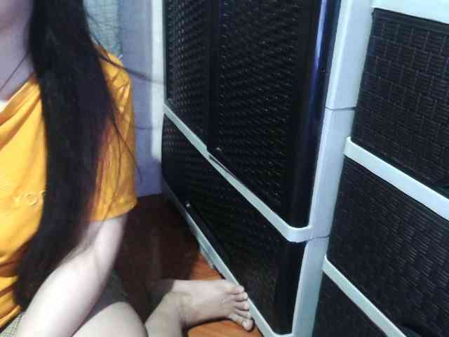 Cassiee webcam