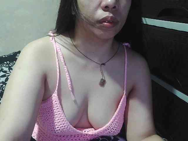 Cassiee webcam