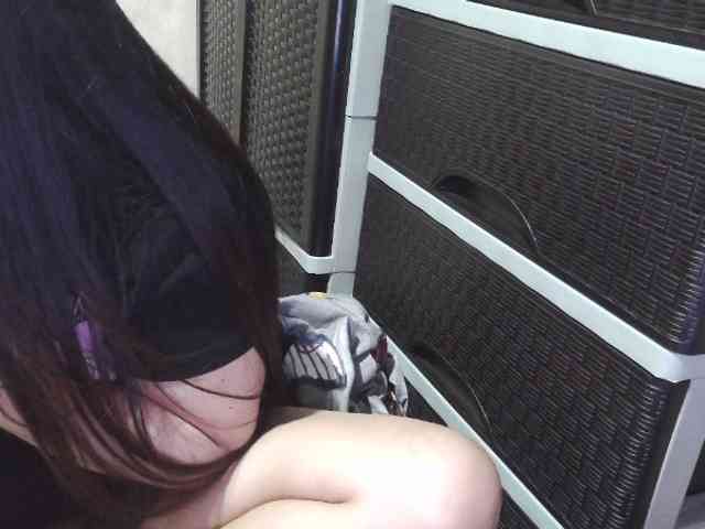 Cassiee webcam